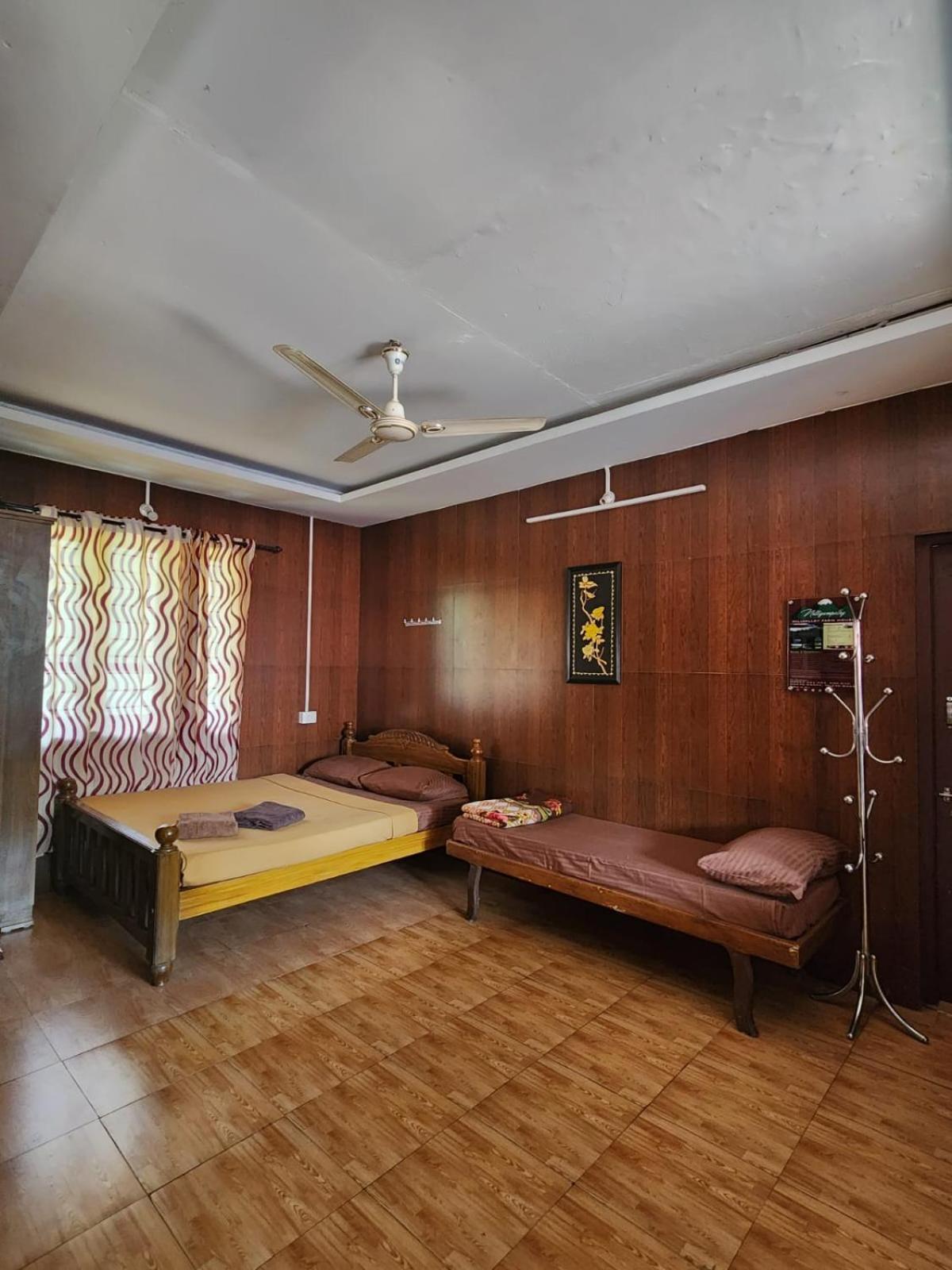 Hill Valley Farm House Nelliyampathy Exterior photo
