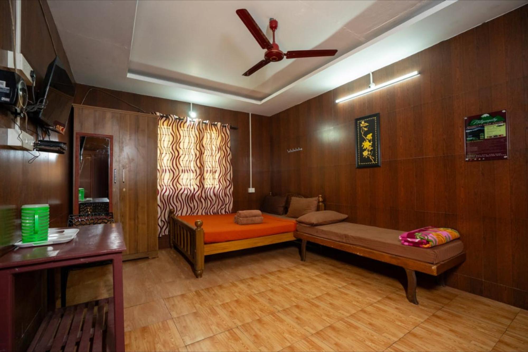 Hill Valley Farm House Nelliyampathy Exterior photo