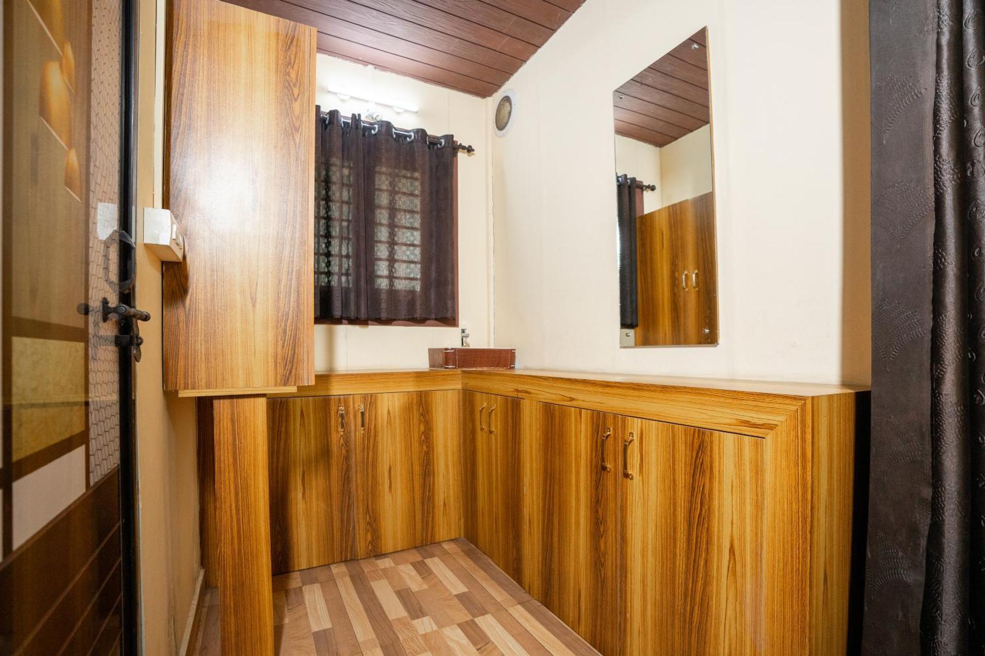 Hill Valley Farm House Nelliyampathy Exterior photo